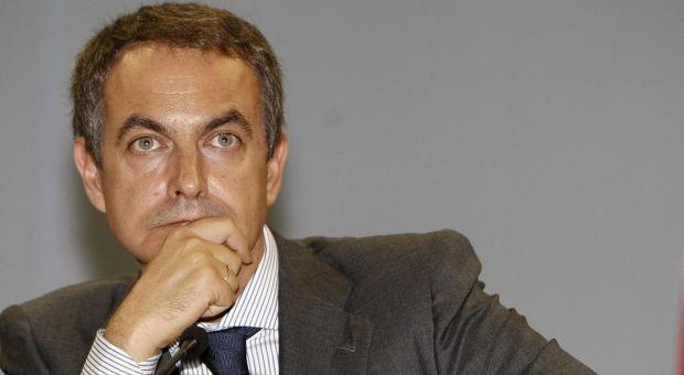 ¿Debe dimitir Zapatero?